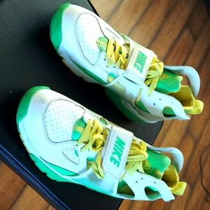 Nike Hurache basketball shoes